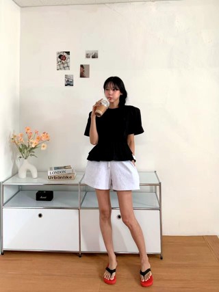 白色