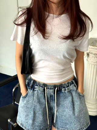 白色