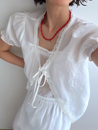 白色