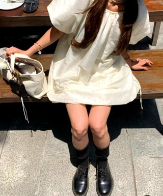 白色