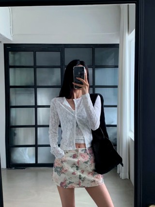 白色
