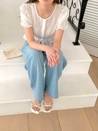 白色