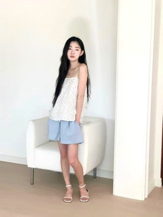 白色
