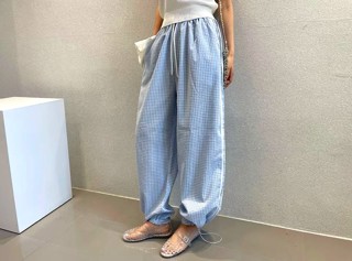 蓝色