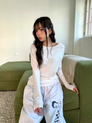 白色
