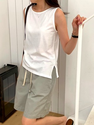 白色