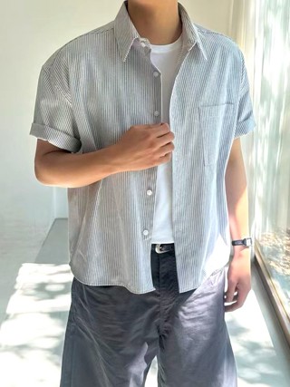 蓝色