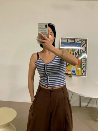 蓝色