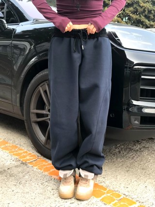 灰色