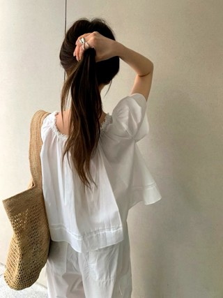 白色