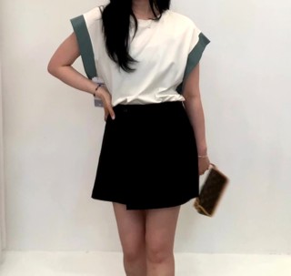 白色