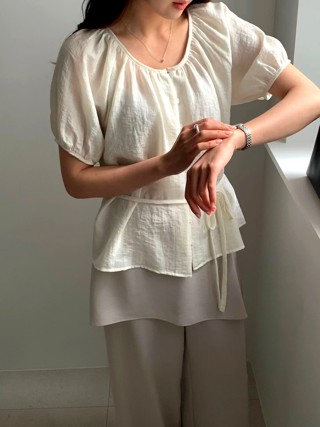 白色