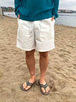 白色