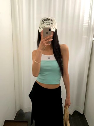 蓝色