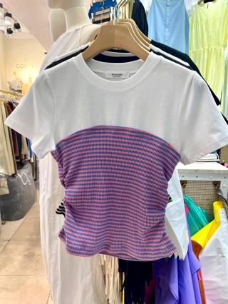 白色