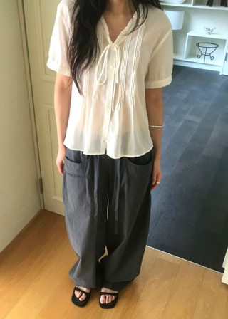白色
