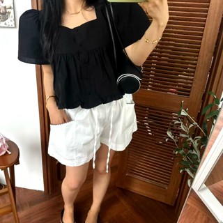 黑色