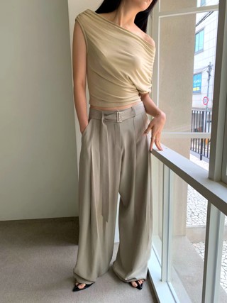 米色