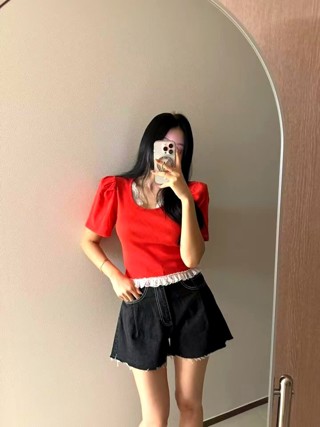 红色