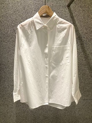 白色