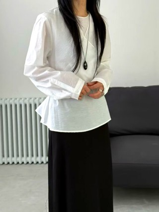 白色