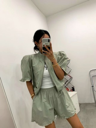 绿色