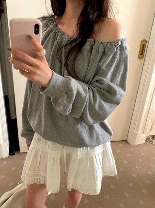 灰色