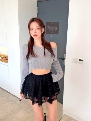 灰色