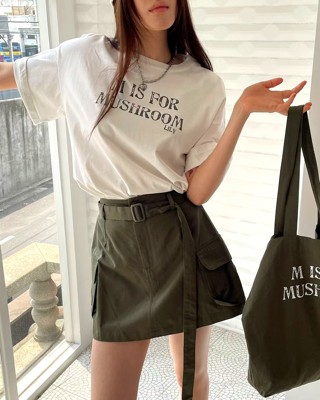 白色