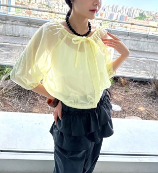 黄色