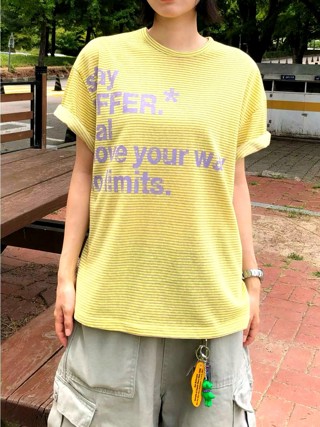 黄色