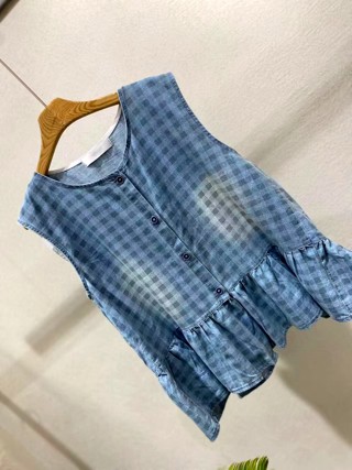 蓝色