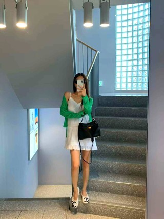 白色