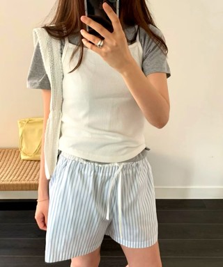 蓝色
