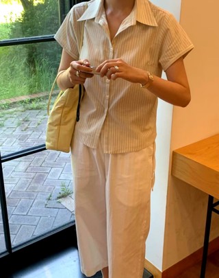 米色
