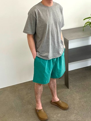 绿色