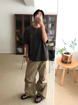 红色