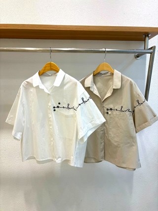 白色