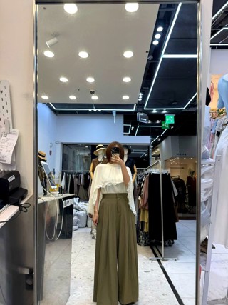 白色