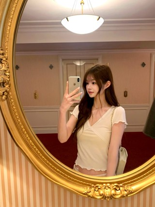 白色