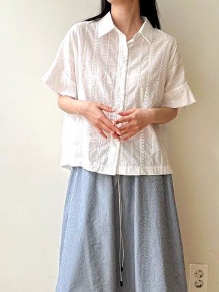 白色
