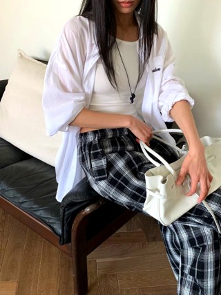 白色