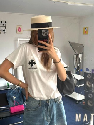白色