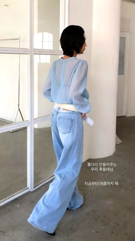 蓝色