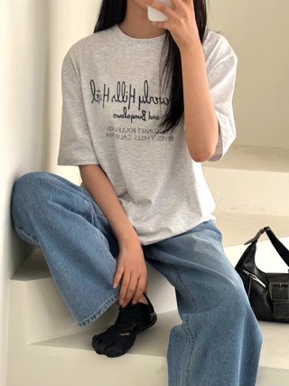 灰色