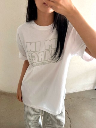 白色