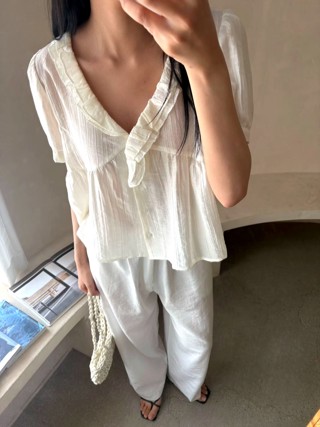 白色