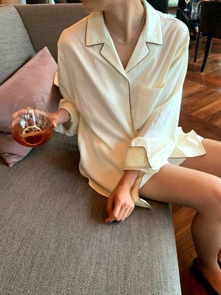 白色