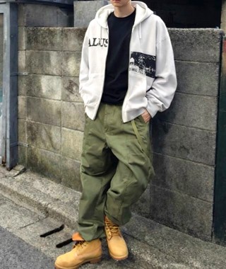 红色