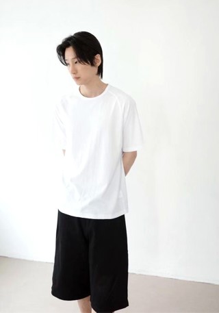 白色